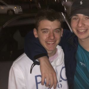 Meet your Posher, Connell